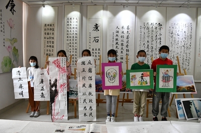 蘇州荷韻社區(qū)開展&ldquo;清風(fēng)拂童心 廉潔伴成長&rdquo;系列活動